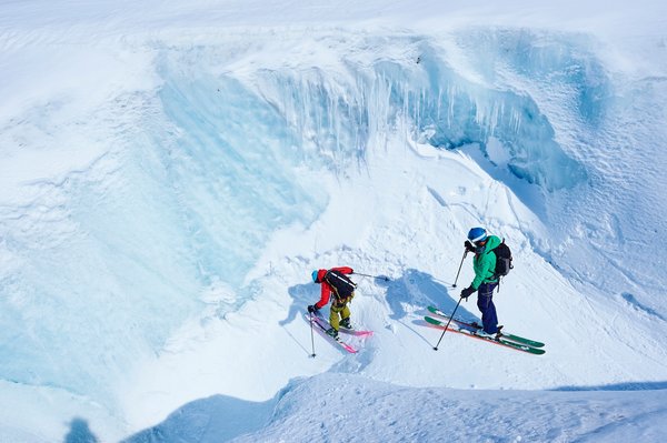 Les sacs avalanche avec airbag : protection ultime en montagne